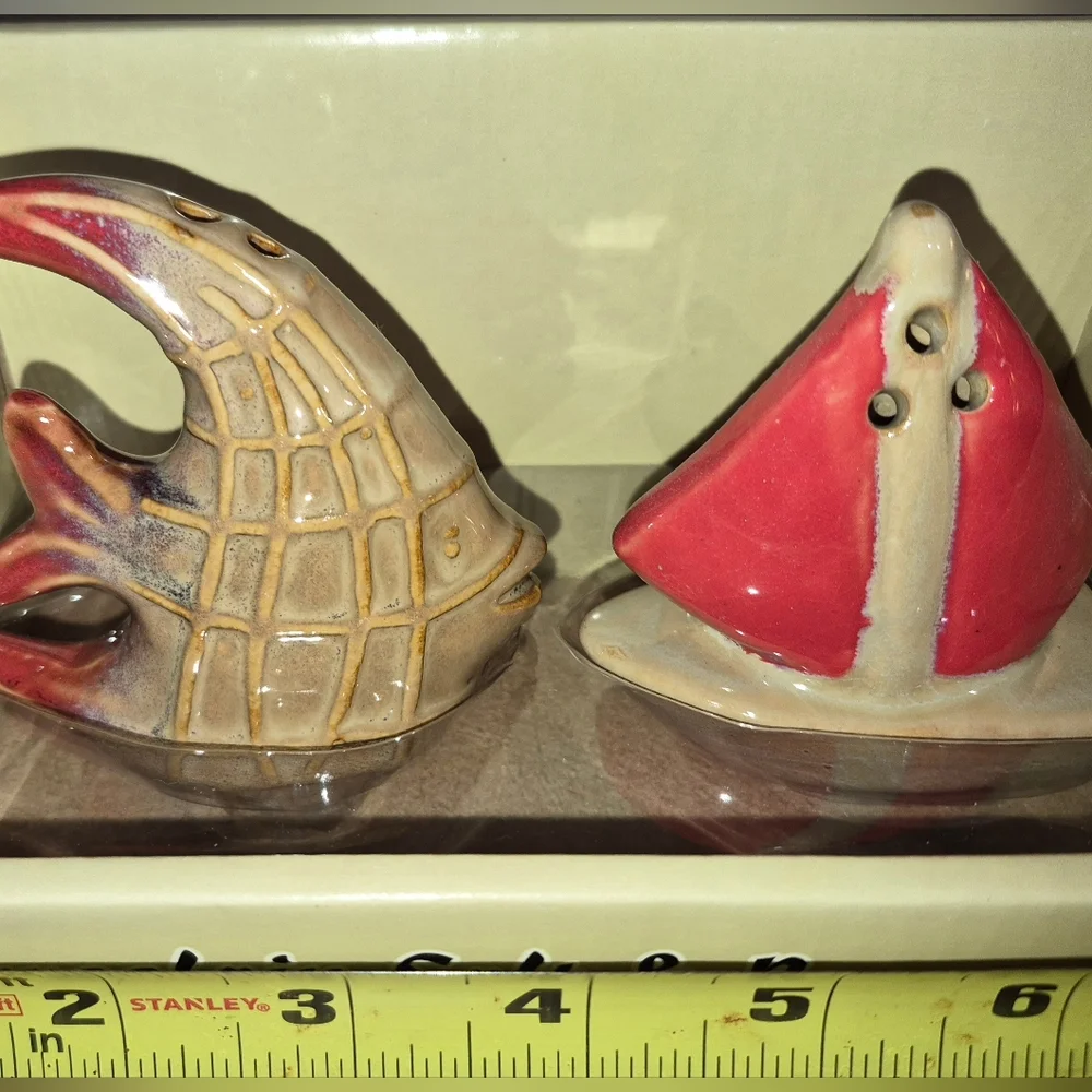 NWat's Mary Rich Company Fish & Sailboat Salt & Pepper Shakers